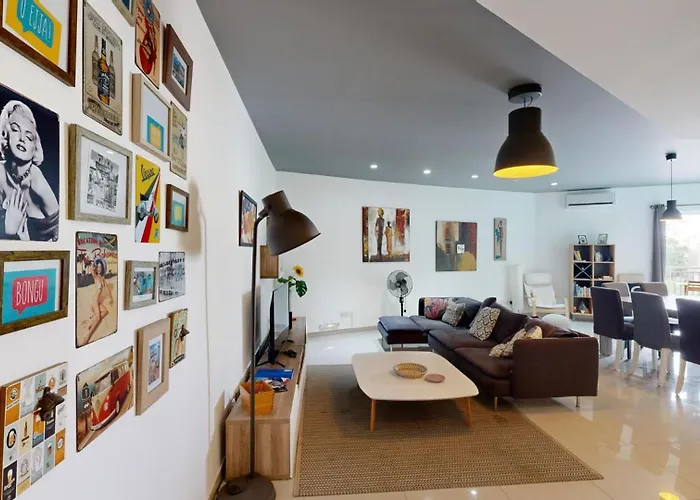 Διαμέρισμα Urban Family Retreat Modern With Bbq *