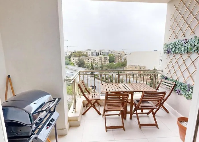 Urban Family Retreat Modern With Bbq Διαμέρισμα Saint Julian's