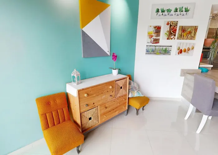 Διαμέρισμα Urban Family Retreat Modern With Bbq