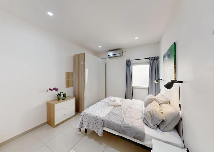 Urban Family Retreat Modern With Bbq Διαμέρισμα